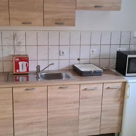 Sg Apartment Фрайщат Екстериор снимка