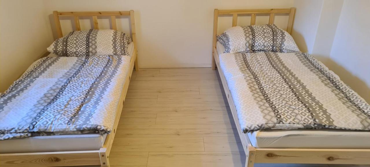 Sg Apartment Фрайщат Екстериор снимка